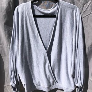 Size M Lightweight Grey Pullover Sweater